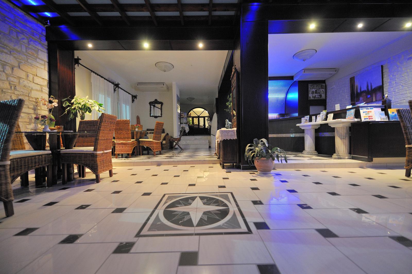 Contaratos Beach Hotel Науса Екстер'єр фото